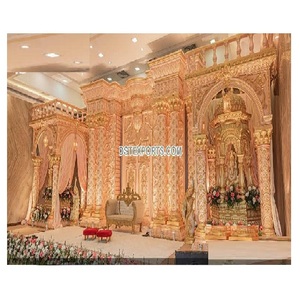 Scène de mariage sur le thème Grand Rajwada, aménagement sur le thème Rajwada pour cérémonie de mariage en Malaisie, décoration de mariage indienne, scène Mandap Rajwada au Royaume-Uni - Product Image 1