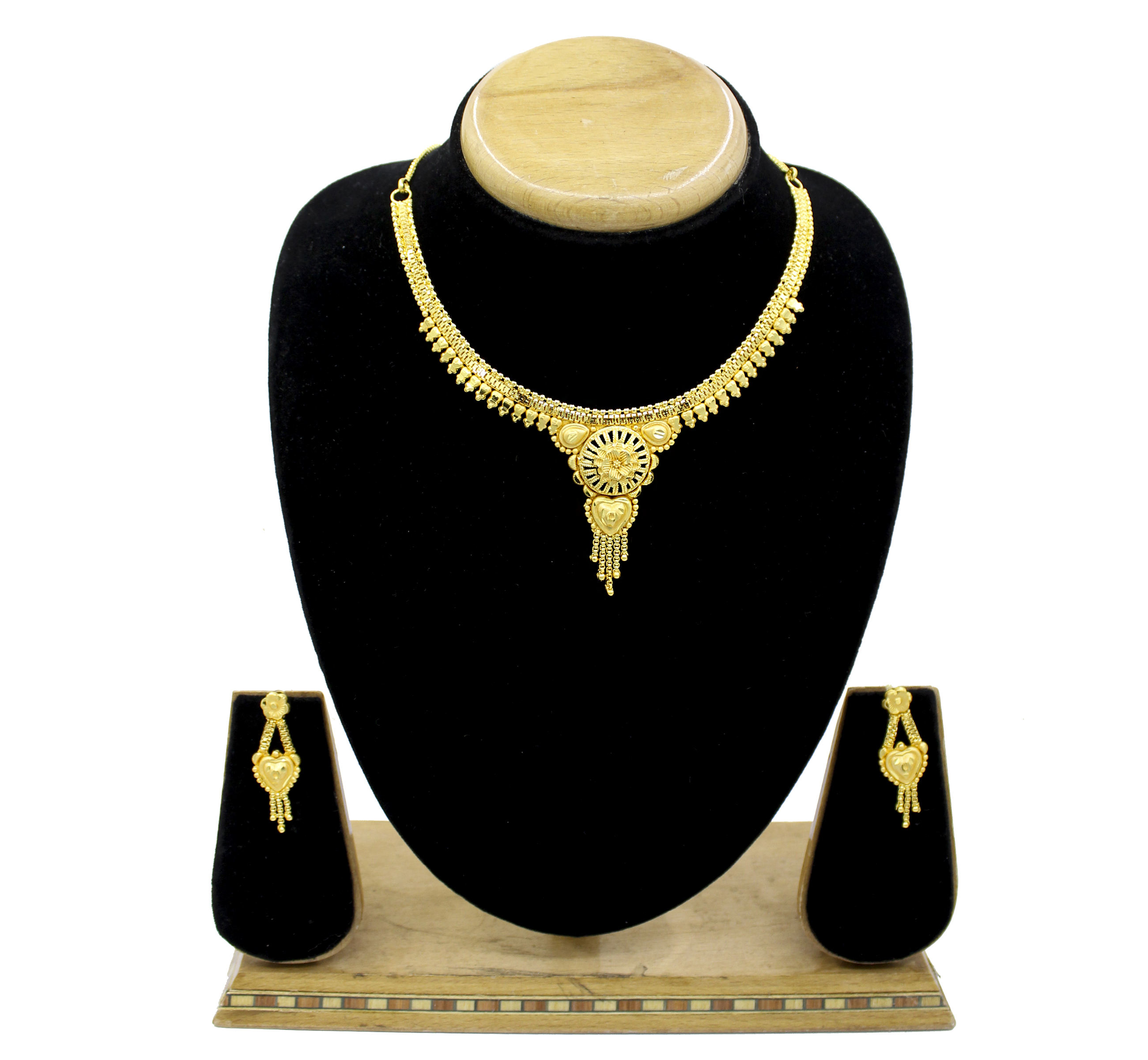 Traditional Gram Gold Plated Forming Golden Choker Necklace