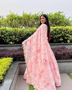 Varsbaby — chtra en soie avec chemisier assorti, couleur rose, fantaisie, élégant, de styliste, imprimé vichtra - Product Image 6