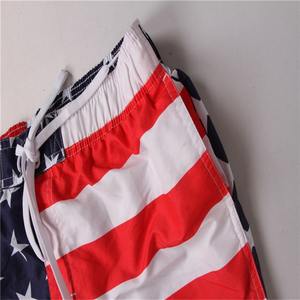 Wholesale stock beach shorts polyester men running shorts mesh lining shorts for men with letter printing for promotion - Product Image 4