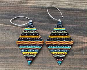 Pendientes Hechos a Mano con Cuentas Miyuki y Punto de Diamante - Product Image 1