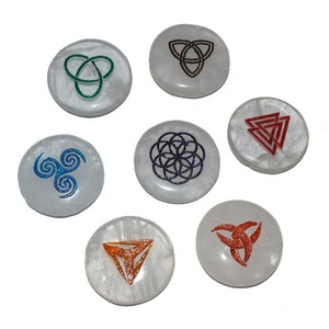 Venta al por mayor Set Seven Chakra Crystals Natural Crystal Agate for Energy Buddhism Feng Shui Home Decor Semi-Precious Stone Crafts - Product Image 1