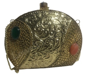 Minaudiere personnalisé, sac à main en métal avec chaîne dorée pour femmes, pochette de soirée, modèle artisanal personnalisable - Product Image 1