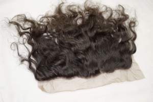 Mèches péruviennes naturelles ondulées 13X4 avec lace closure, cheveux humains vierges naturels péruviens bruts non traités avec lace closure - Product Image 2