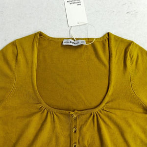 Lot de pulls décontractés à manches longues et col carré pour femmes, avec étiquettes de marque originales, style cardigan court sexy, stock du Bangladesh - Product Image 2