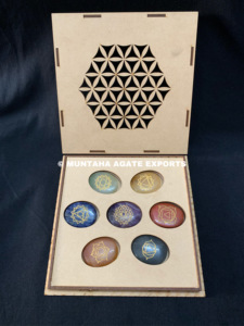 Juego de Piedras de Cristal de los 7 Chakras al por Mayor con Caja de Regalo Grabada en Sánscrito, Calidad Premium AAA, ÁGATA MUNTAHA - Product Image 6