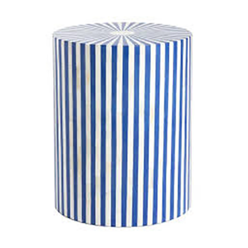 สีฟ้าและสีขาว