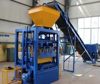 Machine automatique de fabrication de blocs de béton creux QT4-24