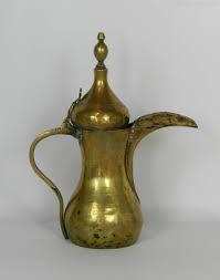 หม้อกาแฟทองเหลืองทนทานคุณภาพเยี่ยม Dallah สำหรับชาและกาแฟสำหรับใช้ในชีวิตประจำวัน - Product Image 3