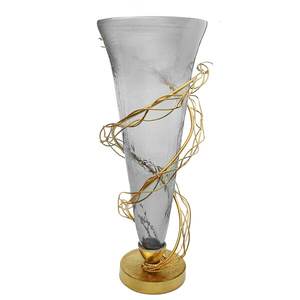 Meilleure tendance décoration de mariage en métal vase à fleurs en gros décoration d'hôtel à domicile finition dorée faite à la main avec logo personnalisé - Product Image 6