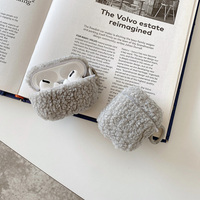 Étui de protection en fausse fourrure pelucheuse avec mousqueton, housse moelleuse en forme de lapin pour Airpods 2