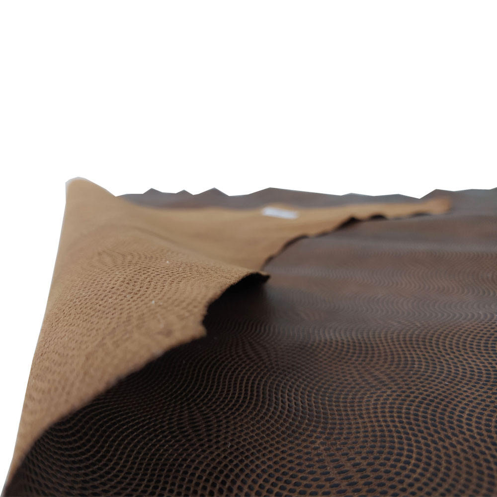 สีน้ำตาล