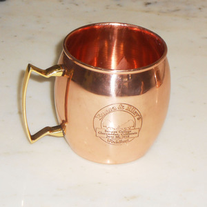 Juego de Tres Jarras de Cobre Pulido Espejo para Cerveza, Diseño Atractivo, con Parte Superior Redondeada, Jarras de Agua Martilladas de Alta Calidad para el Hogar y el Bar - Product Image 6