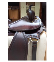 Silla de montar western de cuero genuino marrón para equitación de resistencia con cabezada y pechera a juego, duradera y cómoda
