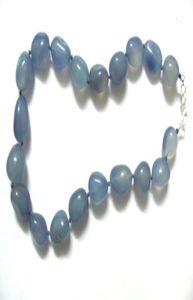 Vente en ligne de Calcydonie sculptée en onyx Collier en agate pour femme - Product Image 2