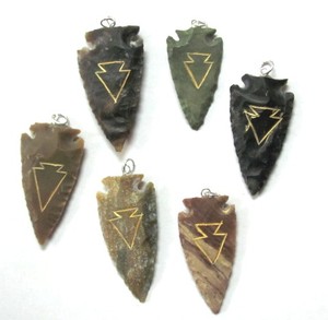 Pendentifs en pointes de flèches d'agate indienne |   Décoration d'intérieur en pierres précieuses sculptées |   pour - Product Image 1