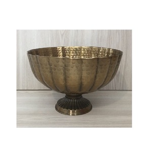 2025 Kitchen Accessories Unique Design Set of Three Metal Serving <b>Bowl</b> New Premium Quality <b>Dessert</b> <b>Bowl</b> for Parties and Hotel - Product Image 4