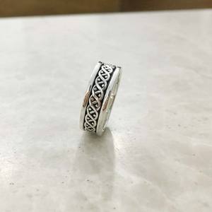 แหวนสปินเนอร์เงินสเตอร์ลิงหรูหรา925ฝังหนามเตยด้วยมือด้วยการออกแบบที่ยอดเยี่ยมสำหรับงานแต่งงานหรืองานครบรอบ - Product Image 2