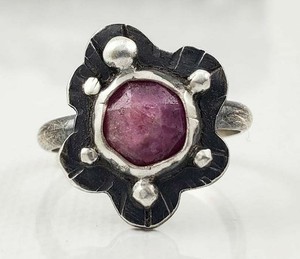 แหวนพลอยทับทิมรูปดาวสีเงินสเตอร์ลิง925แบบคลาสสิกทำด้วยมือเครื่องประดับสำหรับงานแต่งงานสไตล์ลำลองที่สวยงามสำหรับเธอ - Product Image 1