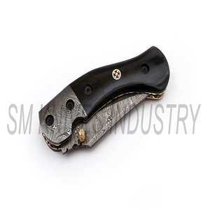 Couteau pliant artisanal en acier Damas fabriqué par Sm Knives Industry (smk1264) - Product Image 6