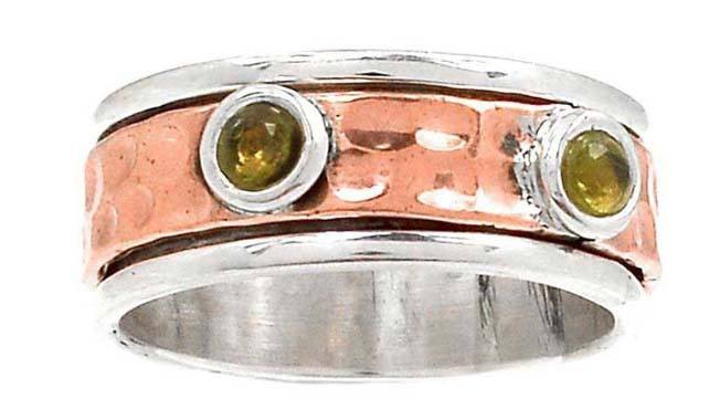 สีน้ำตาล