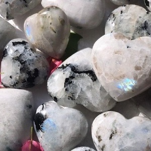 Piedra de Corazón de Cristal de Piedra Lunar Arcoíris Hecha a Mano al por Mayor, Gema de Ágata Blanca NH para Decoración Religiosa del Hogar - Product Image 5