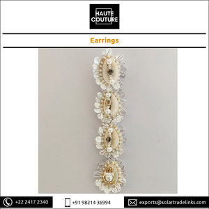 Cuentas bordadas a mano para mujeres, joyería hecha a mano, pendientes de conchas de cauri - Product Image 5