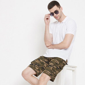 Pantalones cortos deportivos cargo para playa con logotipo personalizado y varios bolsillos para hombre e informales para hombre al por mayor - Product Image 5