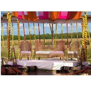 Juego de muebles de boda tallados a mano, juego de sofá de boda indio para escenario, juego de sofá tallado dorado para escenario de boda - Product Image 1