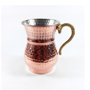 Taza de mula de Moscú de diseño maravilloso en taza de agua martillada de cobre con mango de latón al precio más barato - Product Image 1