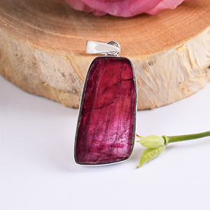 Hermosa piedra preciosa natural hecha a mano colgante de turmalina Rosa joyería de plata genuina con diseño impresionante para regalo - Product Image 2