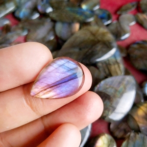 Cabochons de pierres précieuses naturelles en labradorite brute, pierres brutes pour la fabrication de bijoux, 20-40mm, 6-10g - Product Image 5