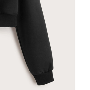 Top corto con capucha sexy de talla grande para mujer, jersey con estampado de logotipo personalizado, jersey de tela, diseño de invierno OEM - Product Image 5