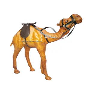 餐厅酒店家庭办公桌桌装饰用皮革站立骆驼雕像