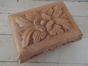 Caja de tallado de madera personalizada con llave de bloqueo, joyería de moda, nuevo diseño hecho a mano, fabricación de la India - Product Image 6