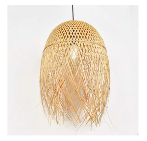 Lampe en rotin artisanale avec de nombreuses formes pour décorer une maison vintage - Product Image 6