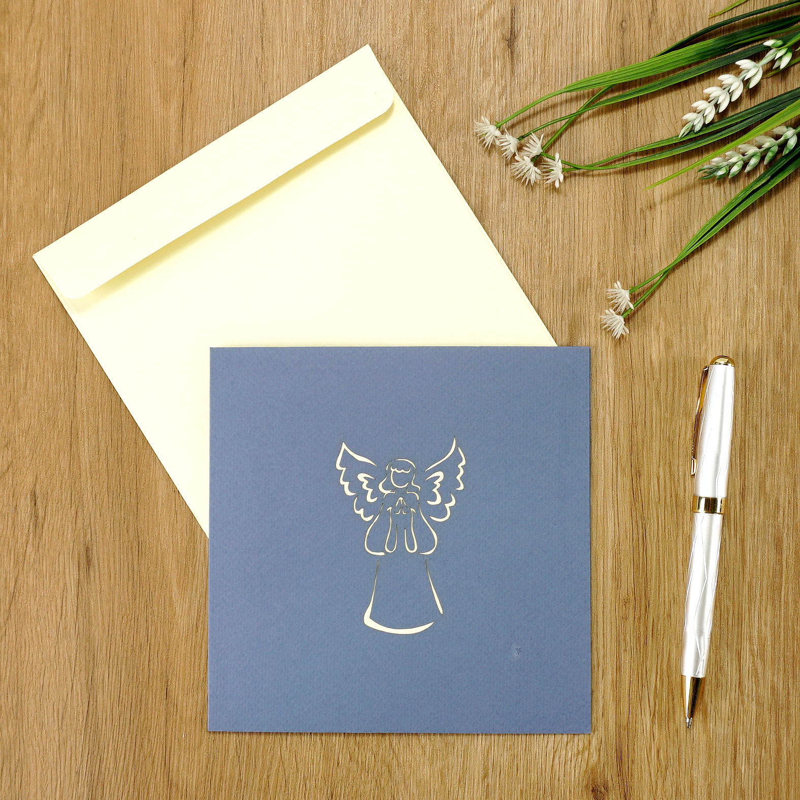 สีน้ำเงิน