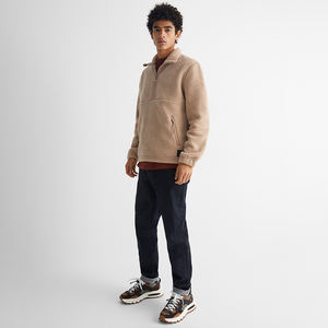 Sudadera de forro polar con bolsillos OEM ODM, prenda de vestir cálida y acogedora, con cuello alto y cremallera de cuartos, para invierno - Product Image 3