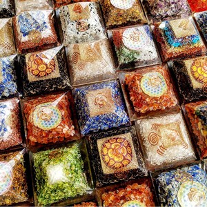 Orgon escalar colgante orgonita química buster rhododendron orgonita epoxi pirámide mandalas pirámide egipcia 7 chackra pirámide de piedras preciosas - Product Image 6