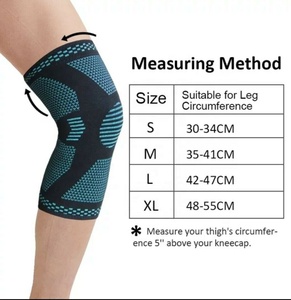 Manchon de compression pour bras – Attelle unisexe pour blessures sportives avec propriétés antibactériennes et séchage rapide pour la course à pied - Product Image 3