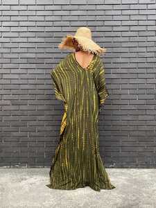 Holiday-Ready Woman's Kaftan hecho a mano Tie-Dye Sexy manga larga tejido hasta el suelo Maxi vestido con cintura natural - Product Image 2