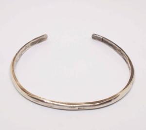 สร้อยข้อมือเงินสไตล์เรียบง่าย งานแฮนด์เมด - Product Image 1