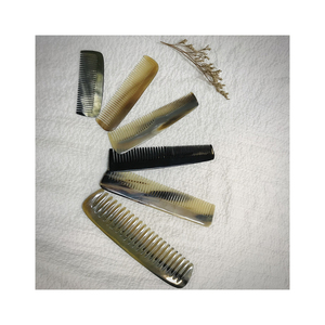 Peigne à corne court 55 m, nouveau design de peigne pour massage et brossage des cheveux, fabriqué au vietnam par une énorme usine de peigne en corne - Product Image 5
