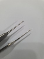 Endo Tech Micro Straight Stainless Steel 410 Tweezers dengan 1*2 Gigi Ukuran 4" Sumber Tenaga Manual Kualitas Premium