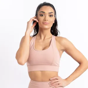 Toptan kadınlar donatılmış naylon Strappy dikişsiz çapraz yastıklı mektup Backless spor sutyen askısı dikişsiz aktif kalite koşu