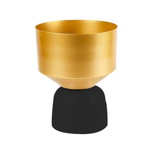 Candelabro Decorativo de Mesa de Estilo Antiguo en Color Dorado, Portavelas Votivo de Latón Duradero, Tendencia en Velas para Cena - Product Image 1