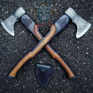 Hache à fendre Viking en acier au carbone faite à la main 18 pouces manche en palissandre tête de hache en acier damas dureté HRC58-60 pour le camping - Product Image 1