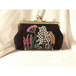 High Quality Fashionable Embroider Bag Elegent Non Voven Bag - Product Image 1