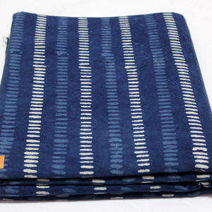 Tissu en coton pour robes Sanganeri Hand Block Print Technique tissée pour doublure rideaux oreillers chemises costumes et jouets - Product Image 6