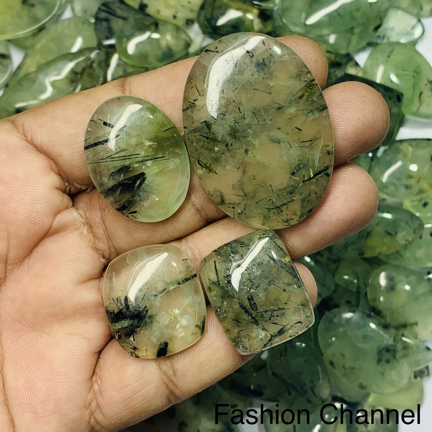 สีเขียว